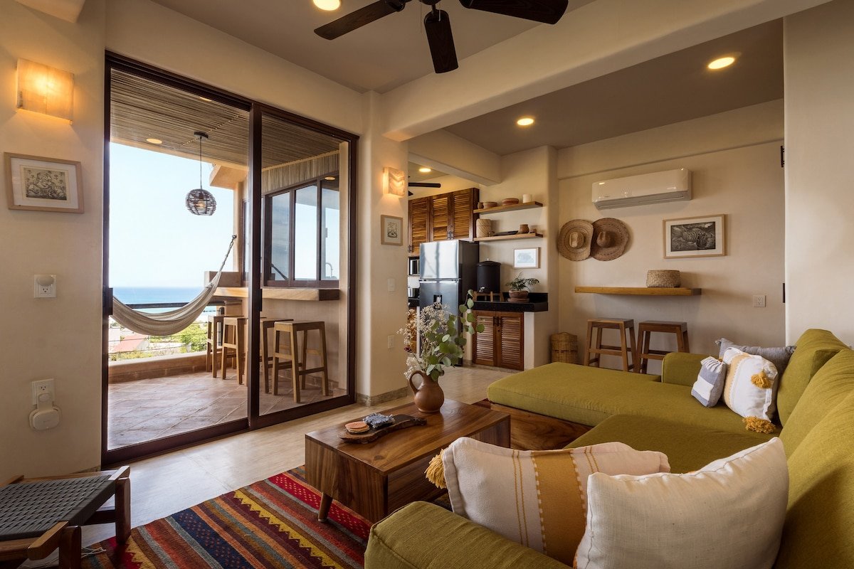 Altavista Penthouse - Modern Mexican Design | 2BR 2BA